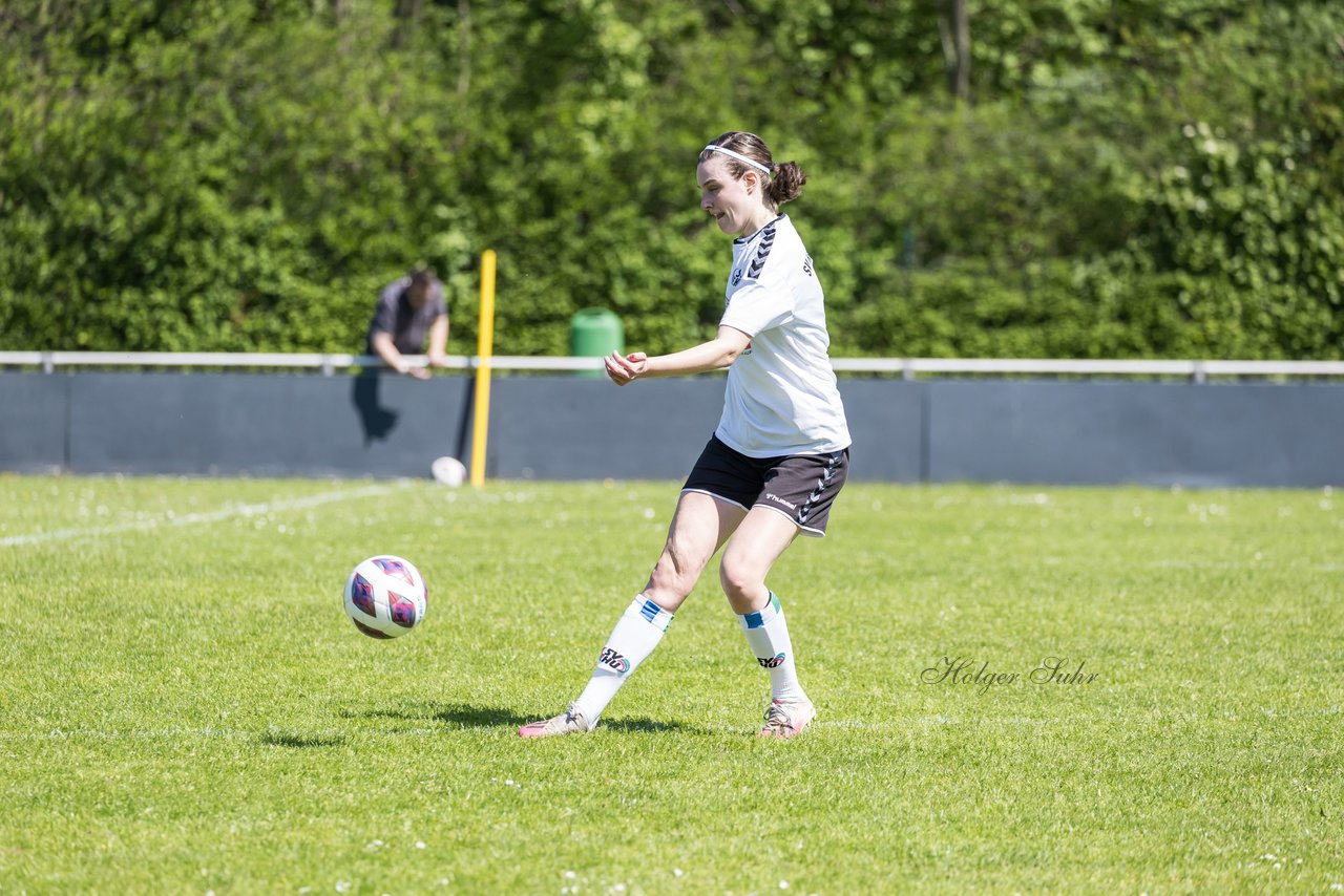 Bild 143 - F SV Henstedt Ulzburg - SV Fortuna Boesdorf : Ergebnis: 3:1